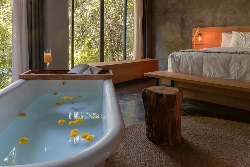 Casa Chichipicas Hotel Boutique