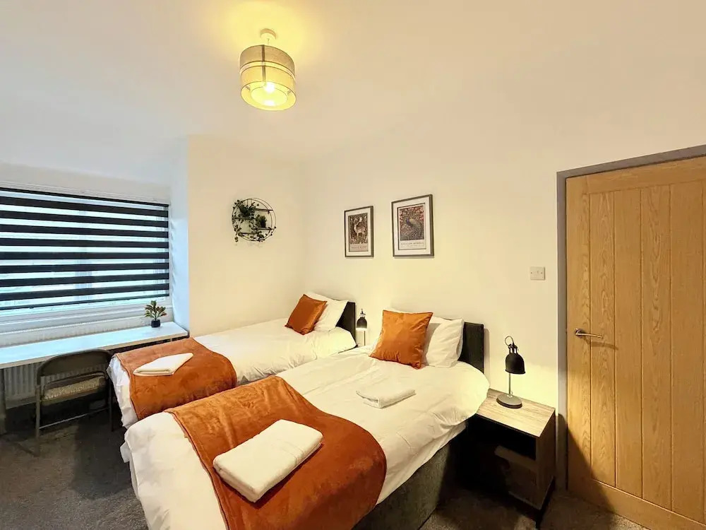 Humberside Apartments Spacious Cleethorpes Stay with Parking