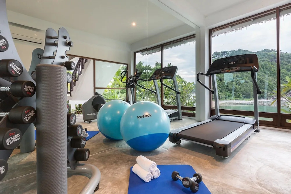 Hedonistic The Secret Beach Villa- Beachfront on Koh Phangan