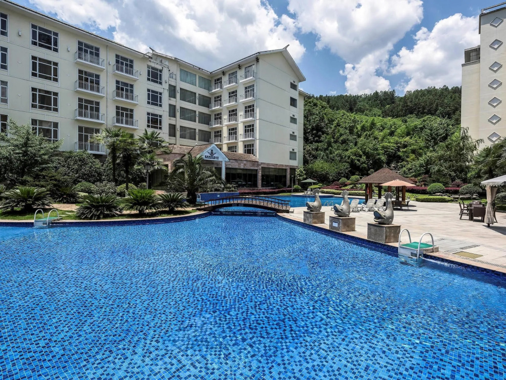 Pullman Zhangjiajie Hotel