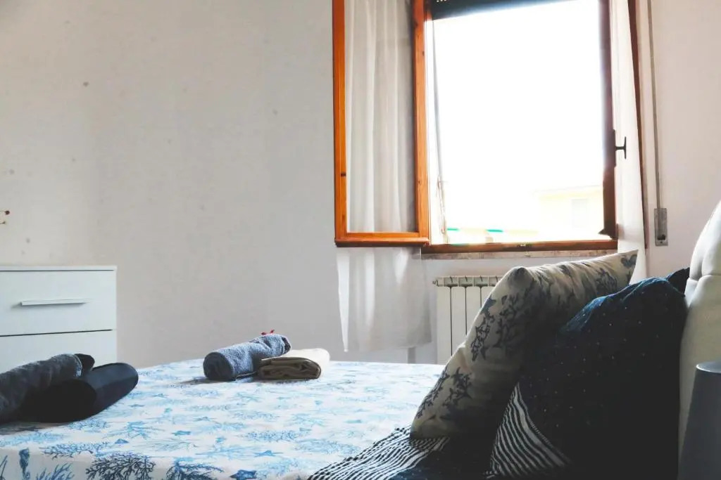 Sail into Portovenere Apartment w Parking & Balcony
