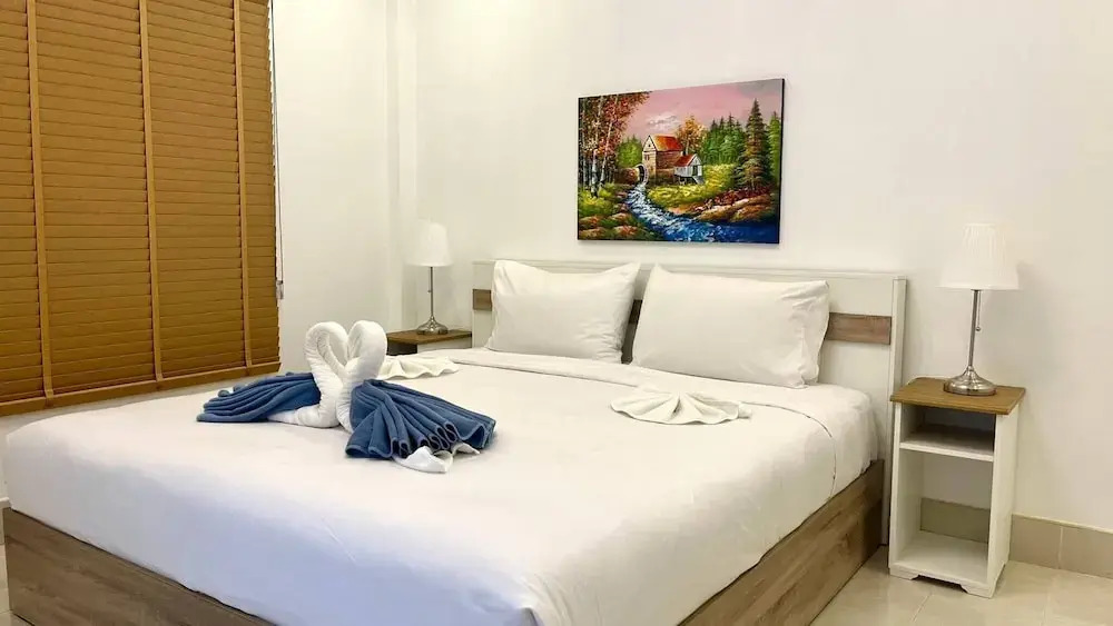 Valley 40 - 2 bdr Private Villa Near Phuket Town