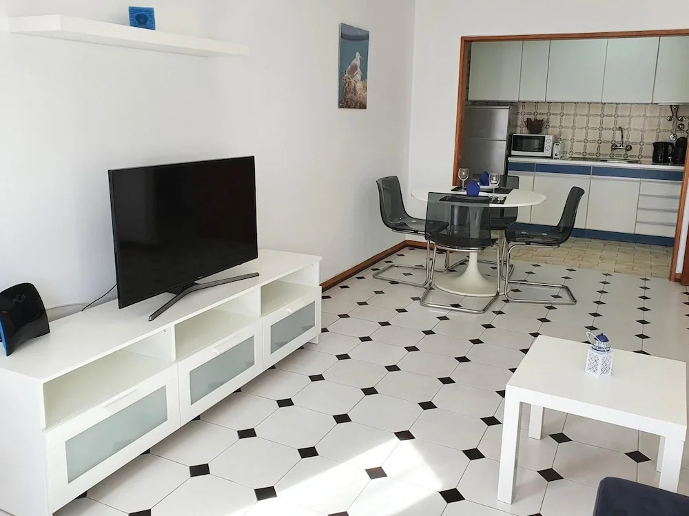 T1 Solaris 200m Praia Wifi
