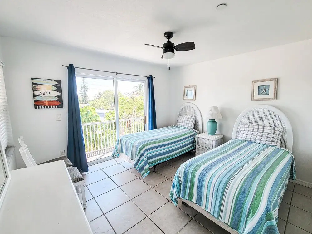 Sunset Views + Steps From The Beach 2 Bedroom Duplex by RedAwning