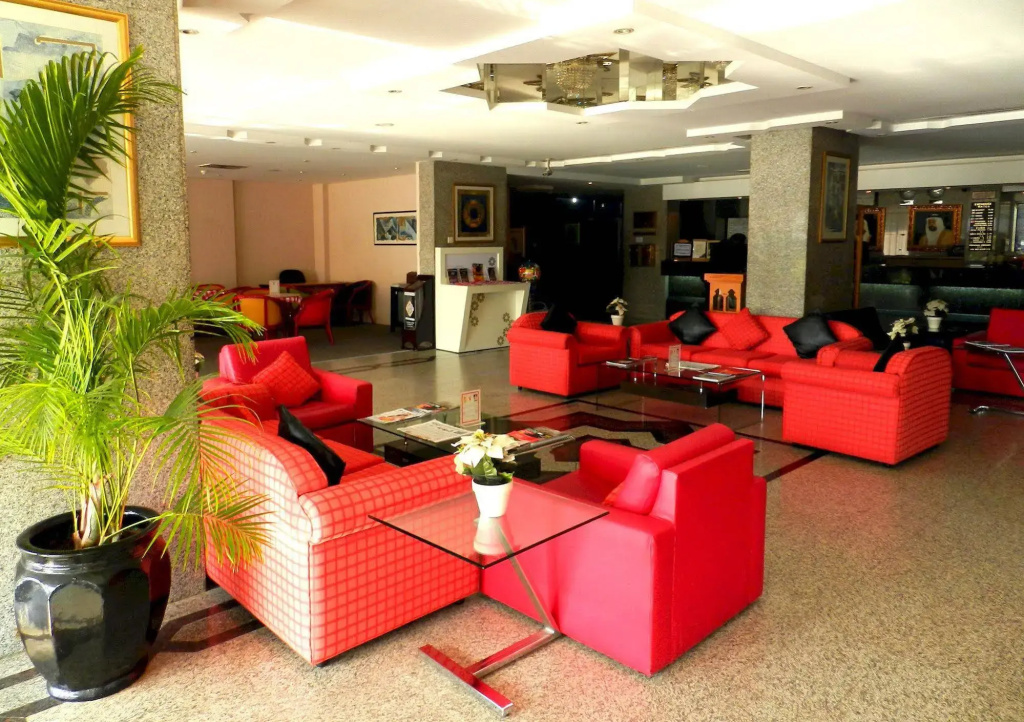 Nova Park Hotel