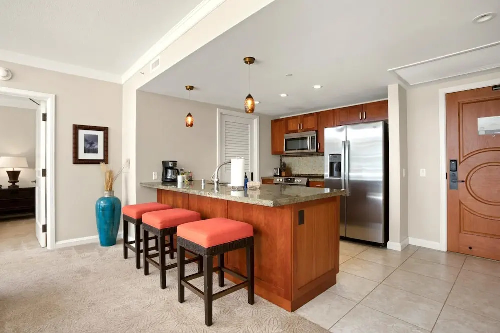 Honua Kai 2 Free Rental Cars KBM Resorts Extra-large Corner Suite 2 Units, 4 Bedrooms HK Ml-2798