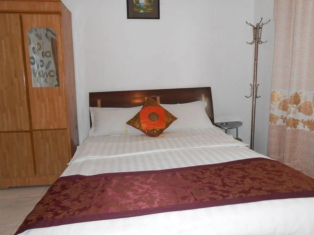 Chengdu Cosiness Home Hotel