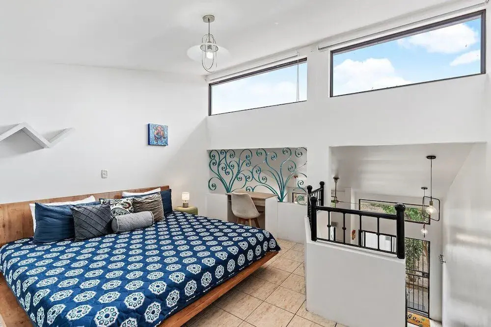 Bright and Spacious Loft-Style Apartment a Five-Minute Walk to the Beach