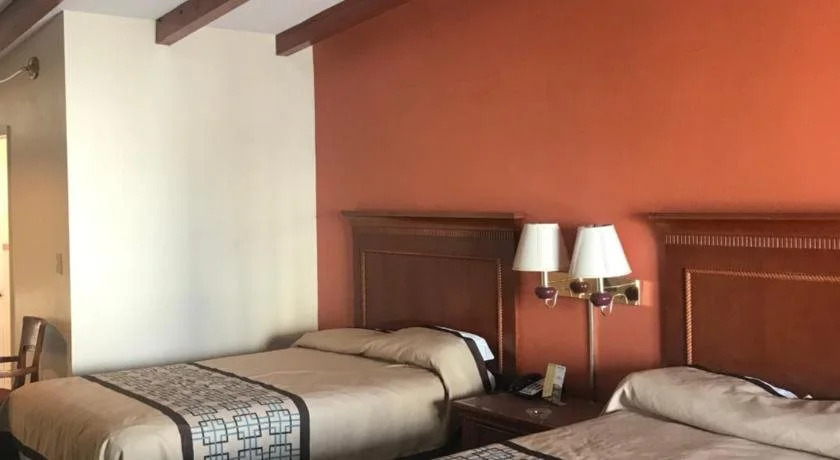 Wayfarer Motel