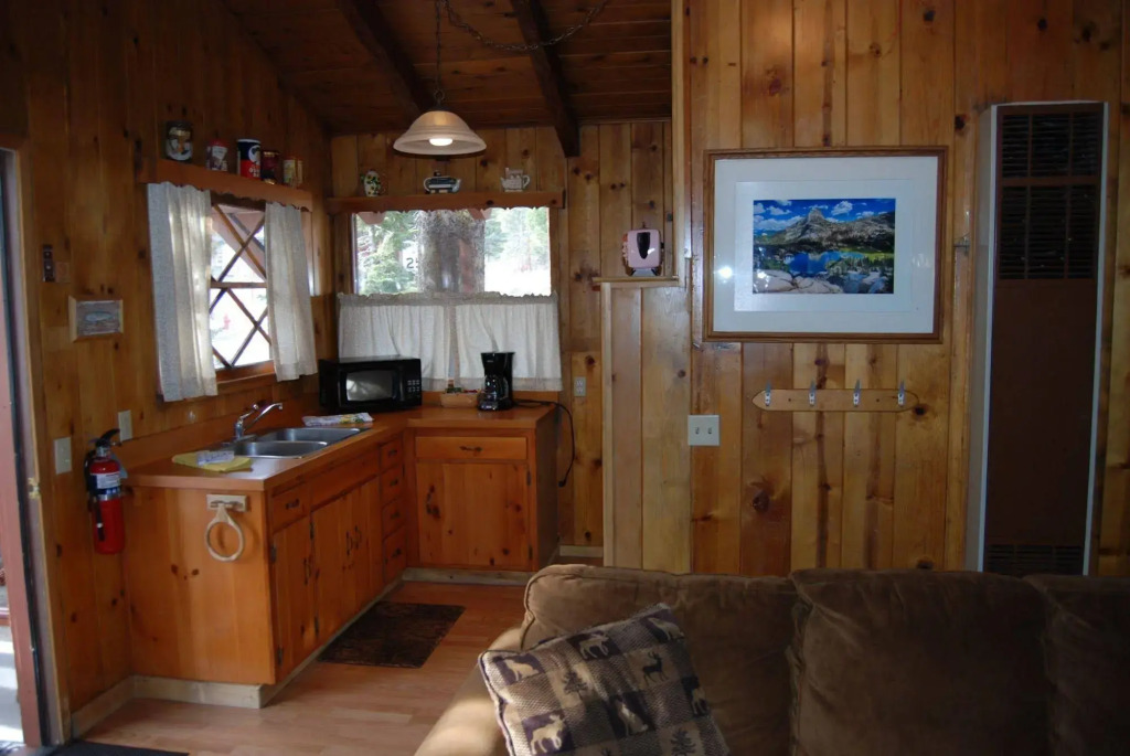 Edelweiss Lodge