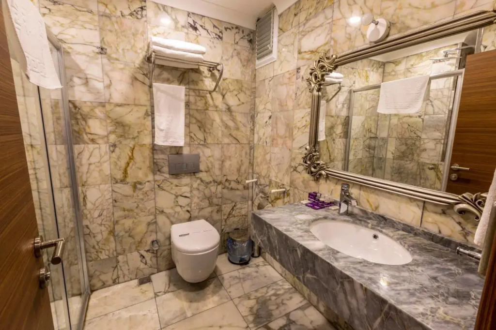 Avrasya - on 3 ApartHotel
