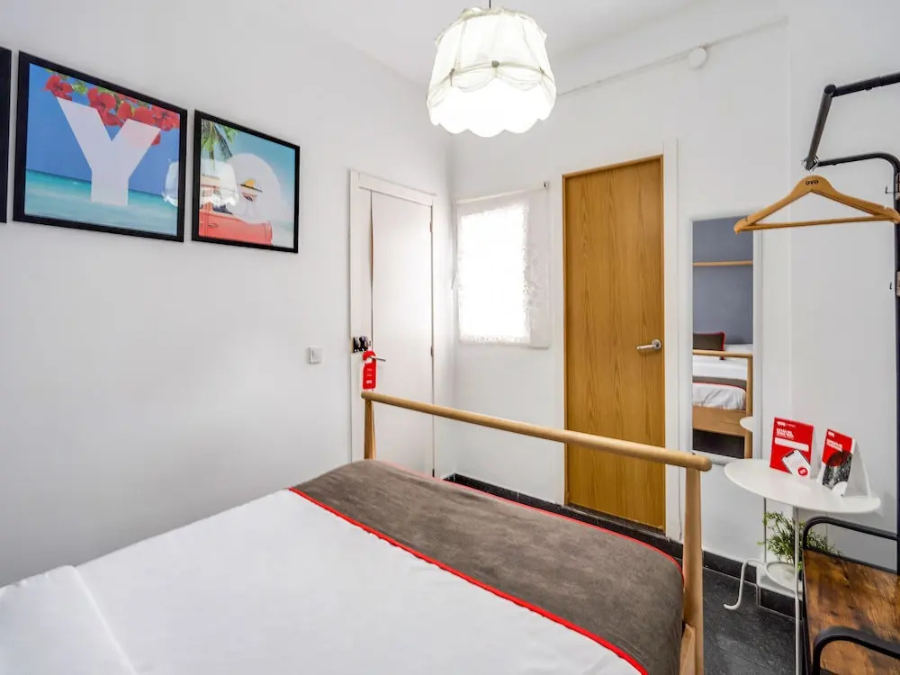OYO Ruzafa Guesthouse