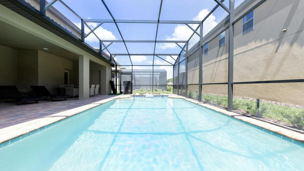 Modern 8BR Home With Pool SPA Game Room Theme Room