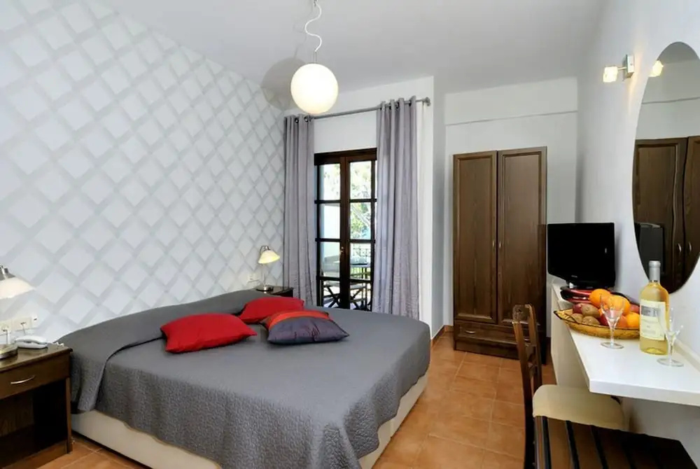 Enalion Hotel