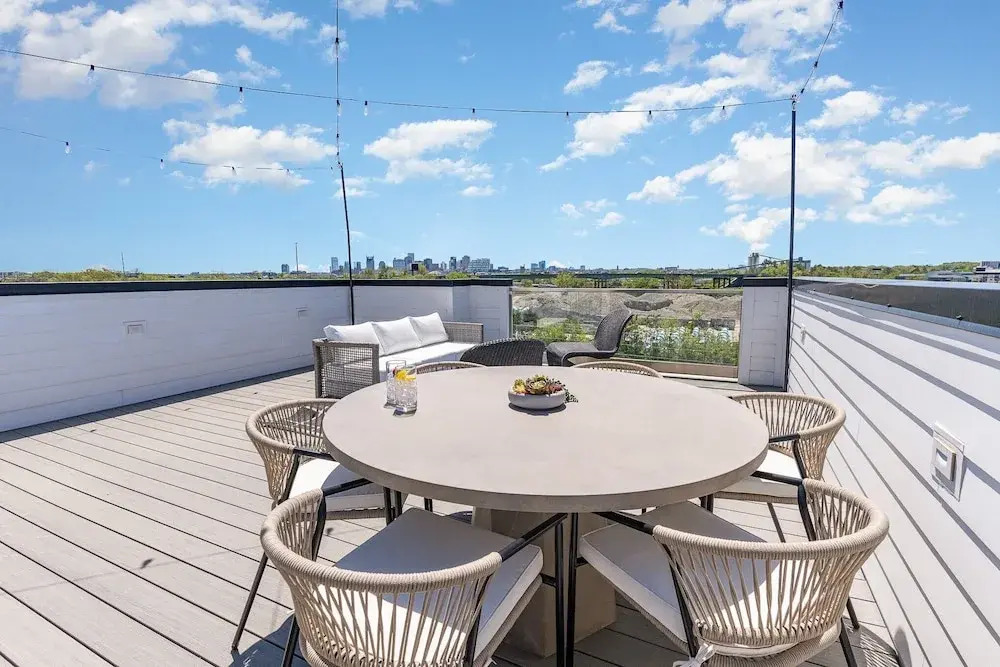 Nimbus-rooftop Deck-hot Tub-mins to Broadway