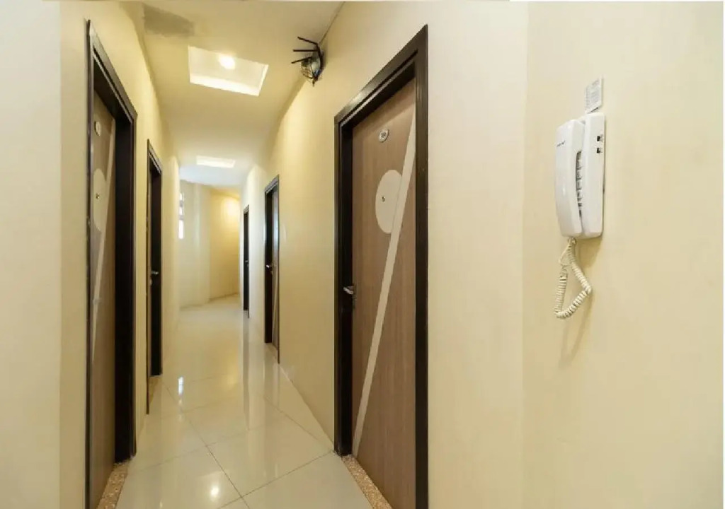 OYO 178 Denata B&B
