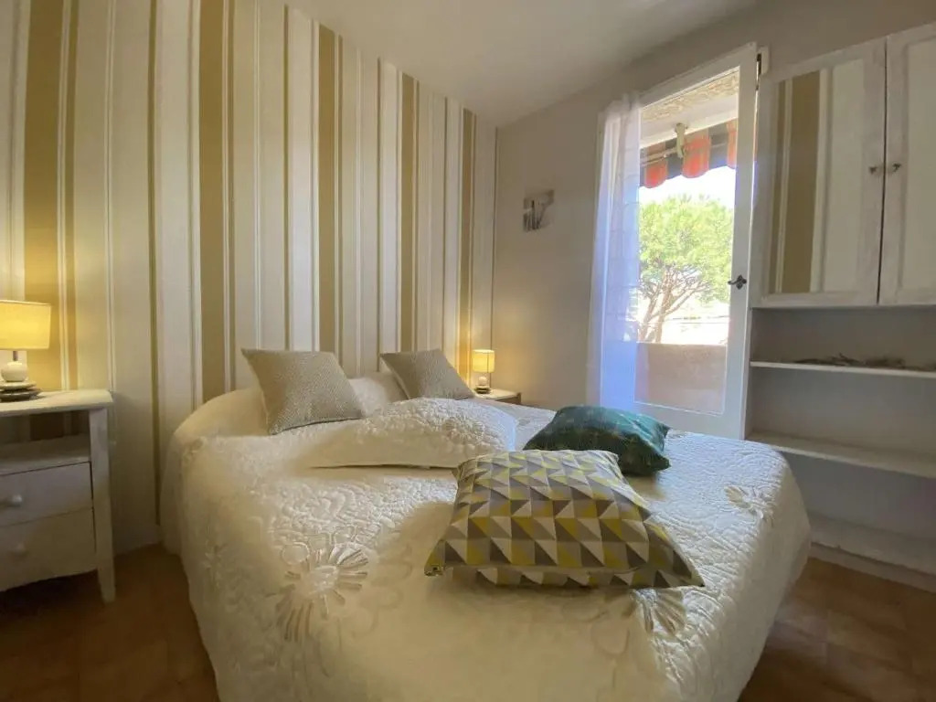 Appartement Sainte-Maxime, 2 pièces, 4 personnes - FR-1-226-483