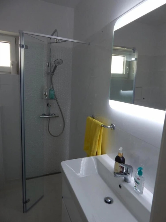 Apartment Lorimar