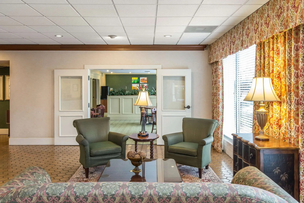 Quality Inn & Suites McDonough South I-75