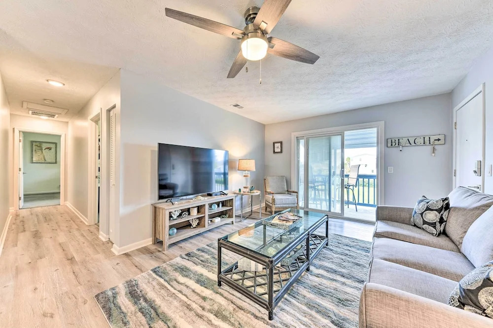 Quaint Condo < Half-mi to Fort Clinch Beach!
