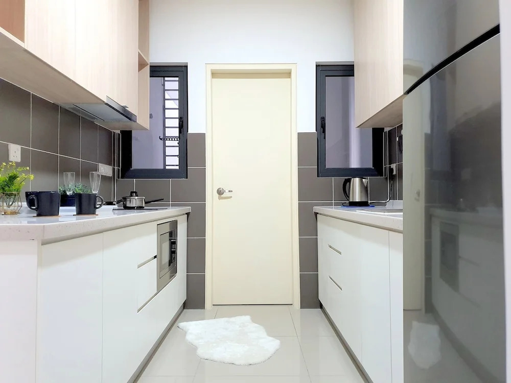 Lakeville Residence by BeeStay [6 Pax] near Batu Caves