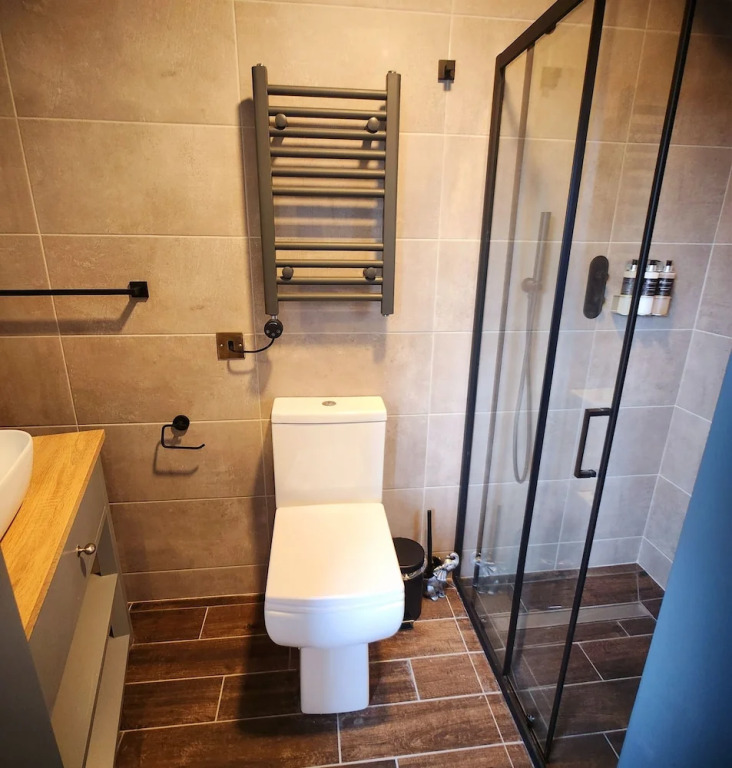 Pinnacle Suites Hotel