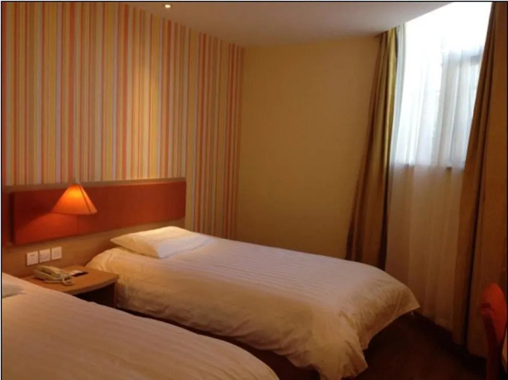 Home Inn Zhenjiang Dashikou Babaiban