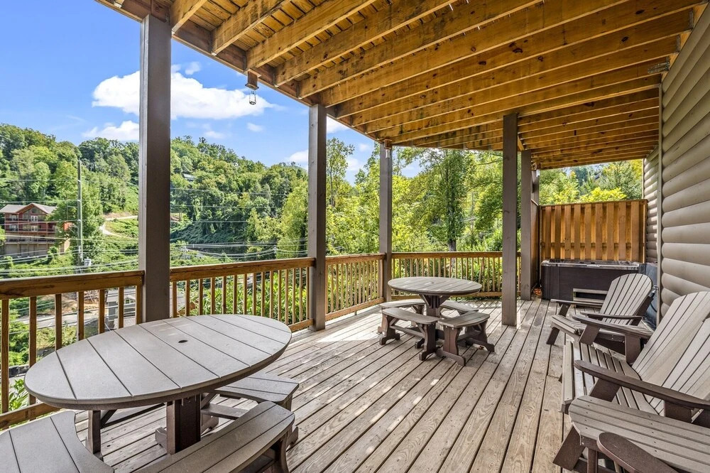 The Majestic Pine Retreat 13 Bedroom Home by Redawning