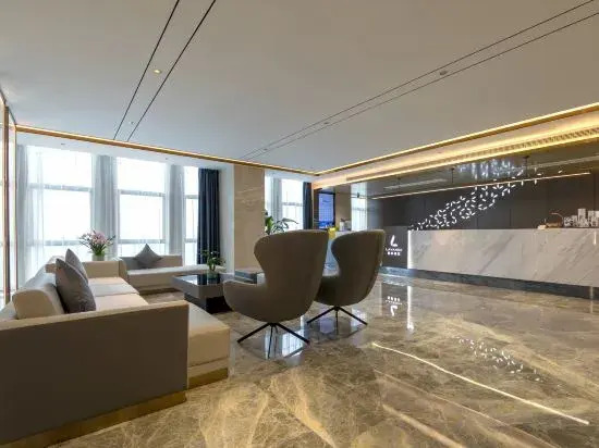 Lavande Hotel (Yichang Zhongnan Road Xinhua Square)