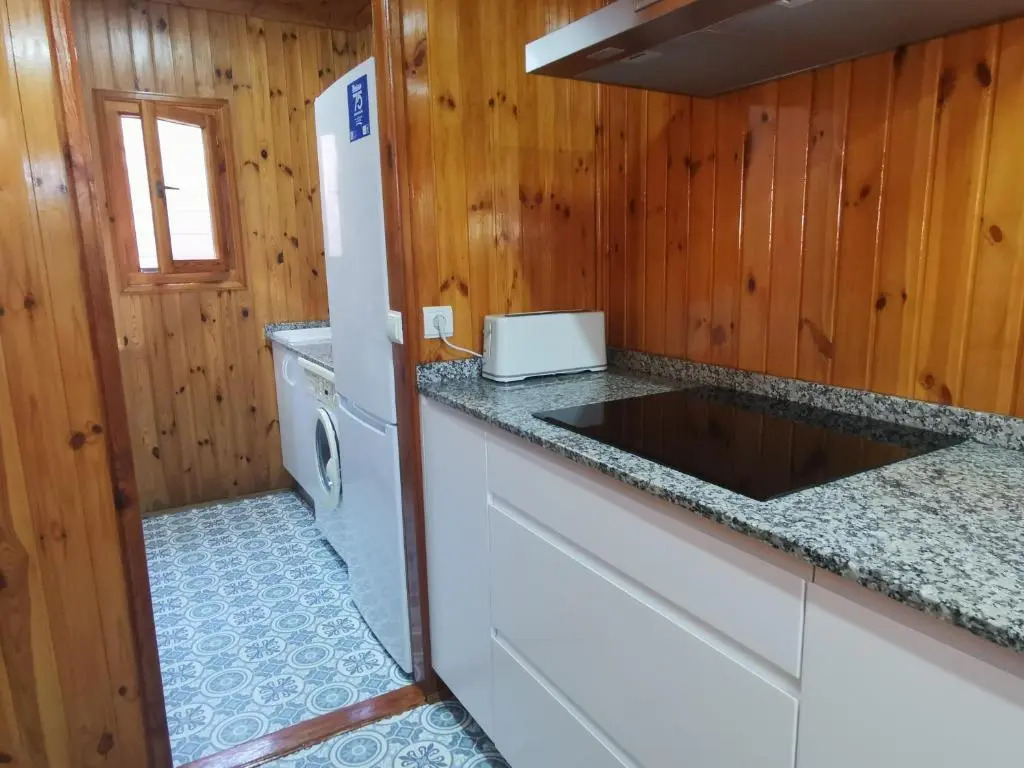 Bungalow con piscina cerca de la playa de Torre del Mar Ideal familias