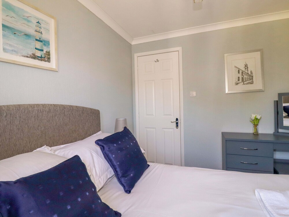 Lodge 9- Lamorna