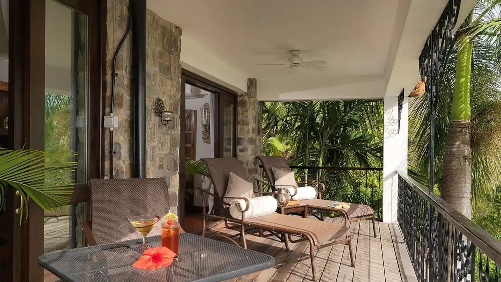 FireFly Hotel Mustique