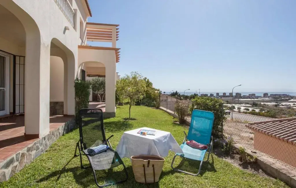 Apartamento en Torrox: 2 dormitorio wifi y piscina