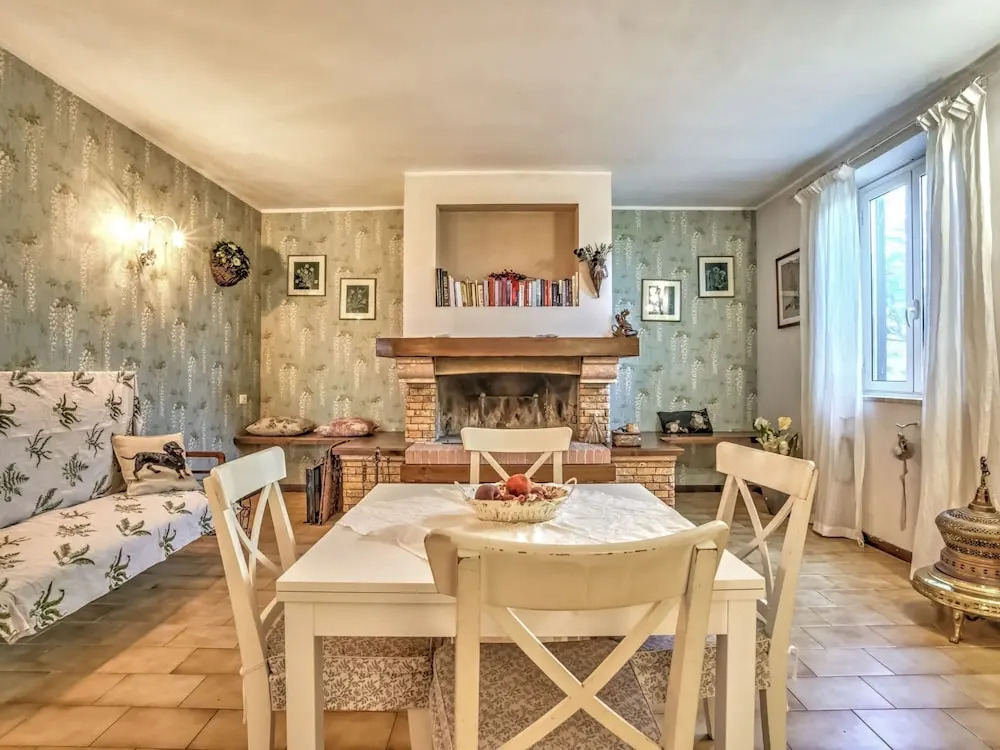 Elegant Holiday Home in Fabrica di Roma near Theatre