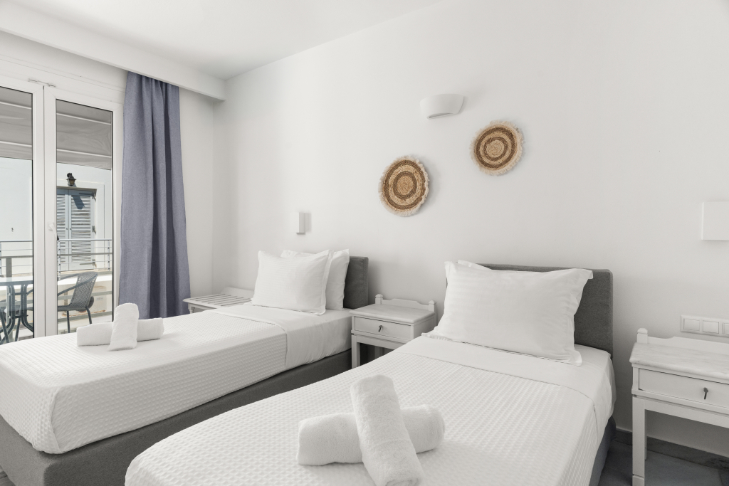 Polos Hotel Paros