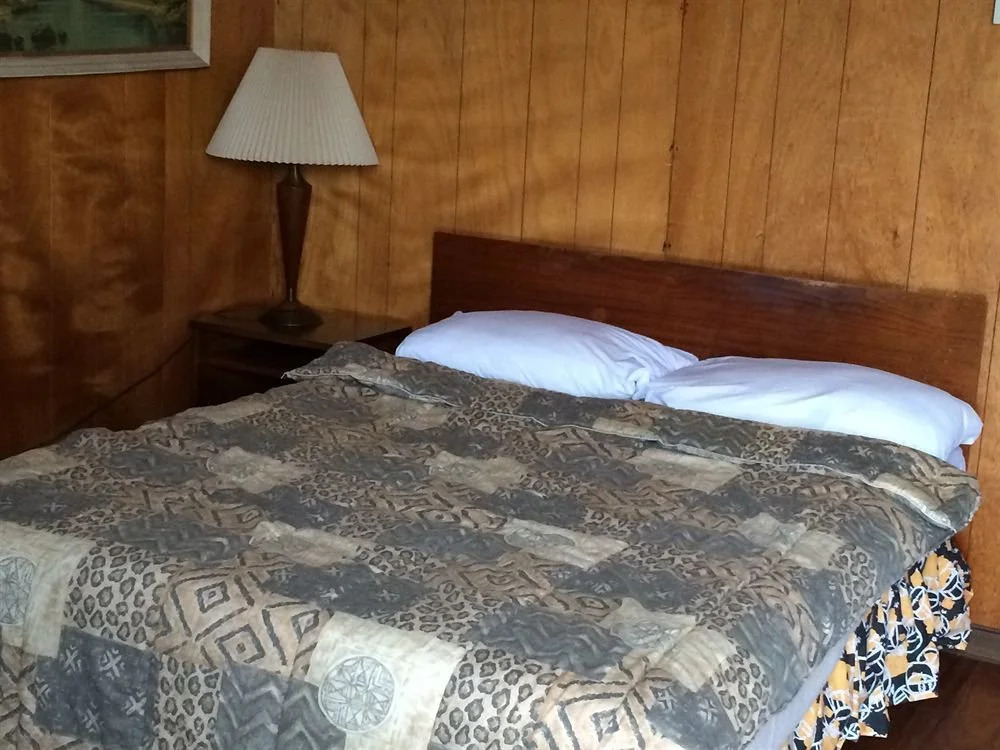 Cardinal Motel