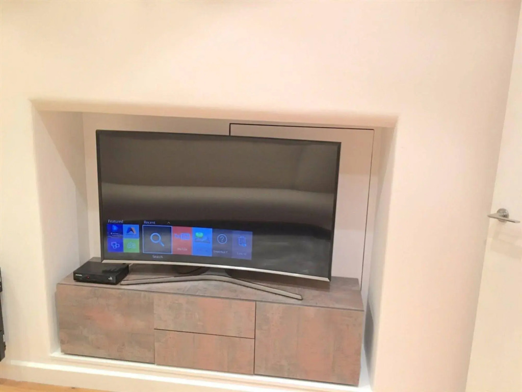 Westminster Studio Apartment