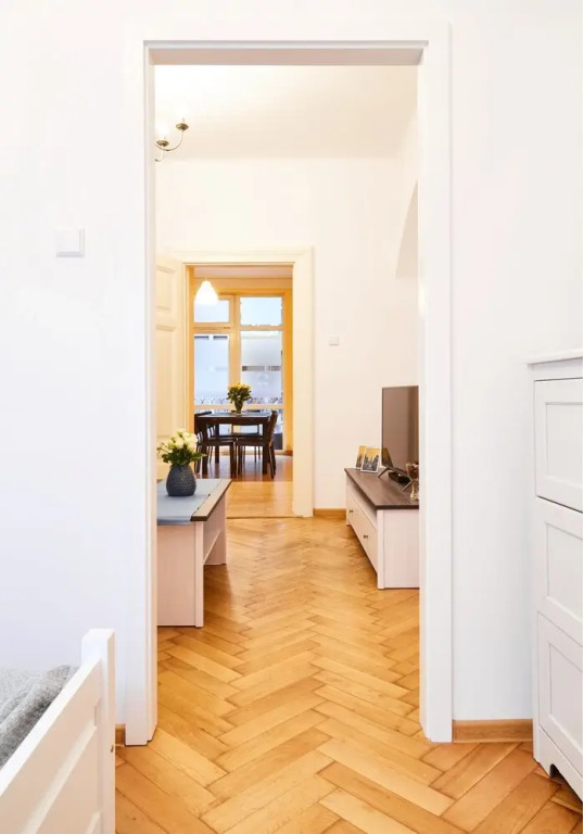 Kings City - Zyblikiewicza Apartment