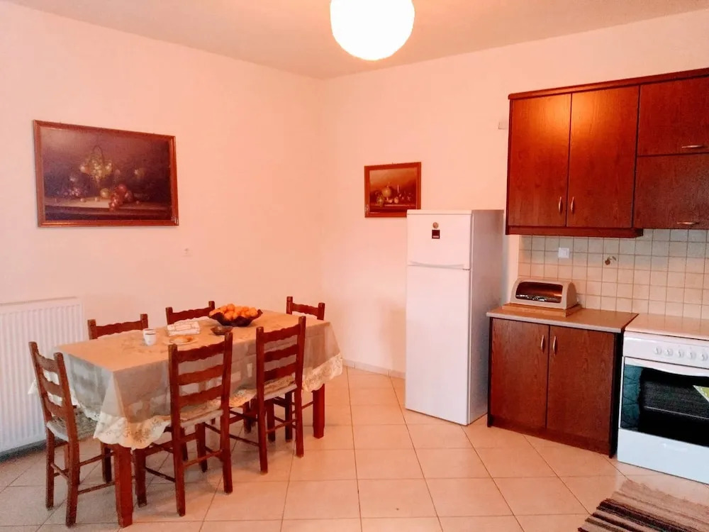Vallias House