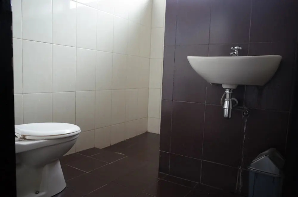 RedDoorz near Taman Kota Lapang Merdeka Sukabumi