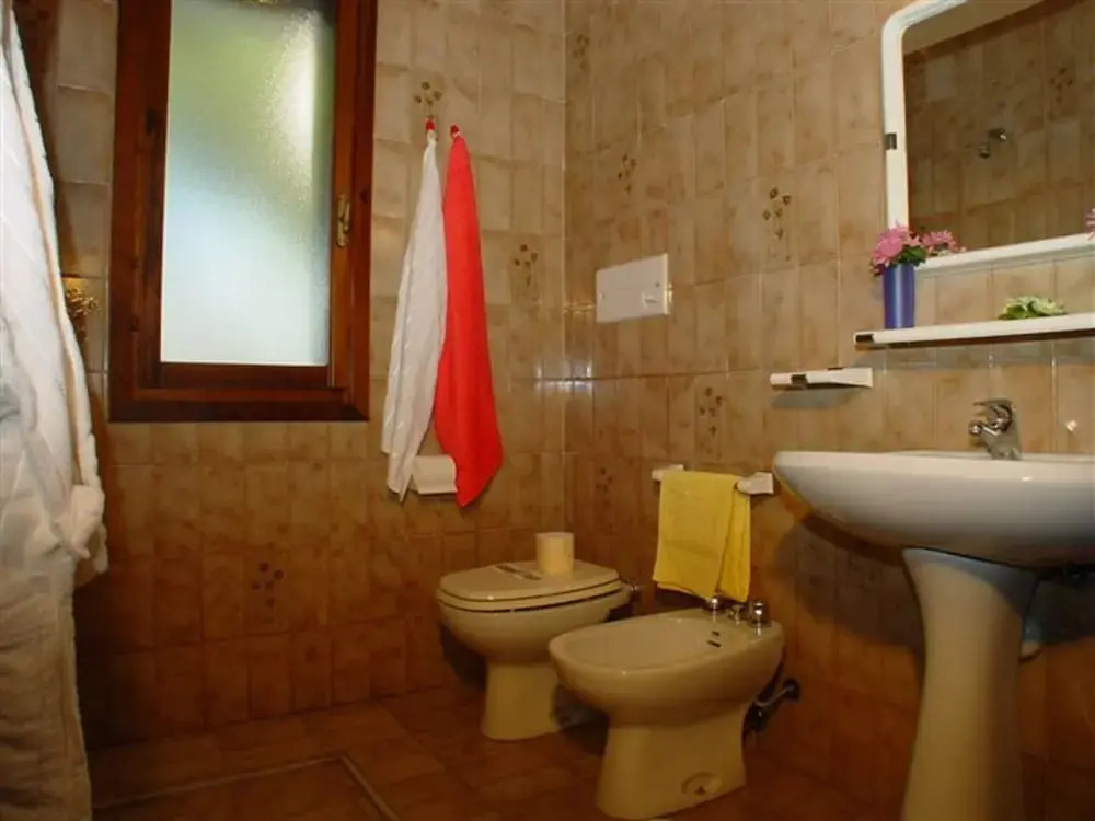 Nice Familiar House With Furnished Garden
