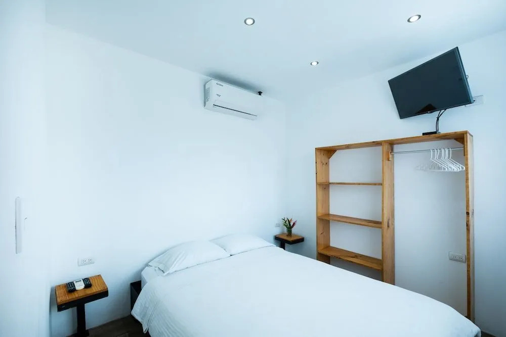Hotel Bamboo