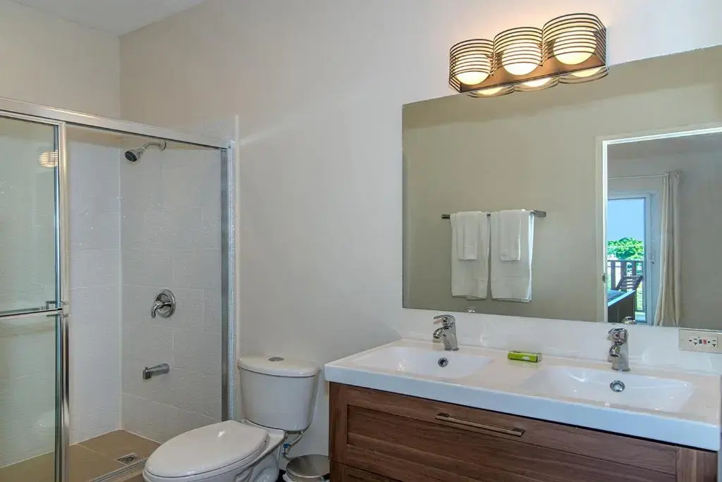 Luxury 2br Home Facing Beach W/Pool Montego Bay #5