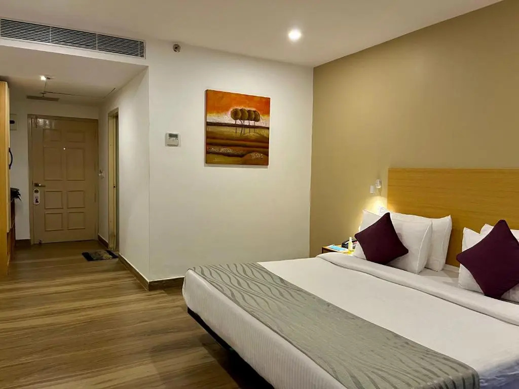 Hotel The Golden Sands, Located on Calangute Main Road