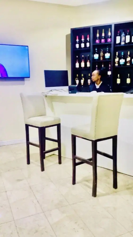 Hani Hotels and Suites
