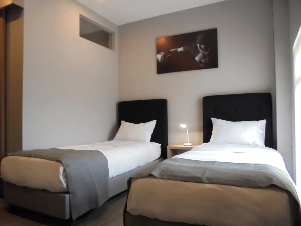Ayenda 1041 - Arena Suites