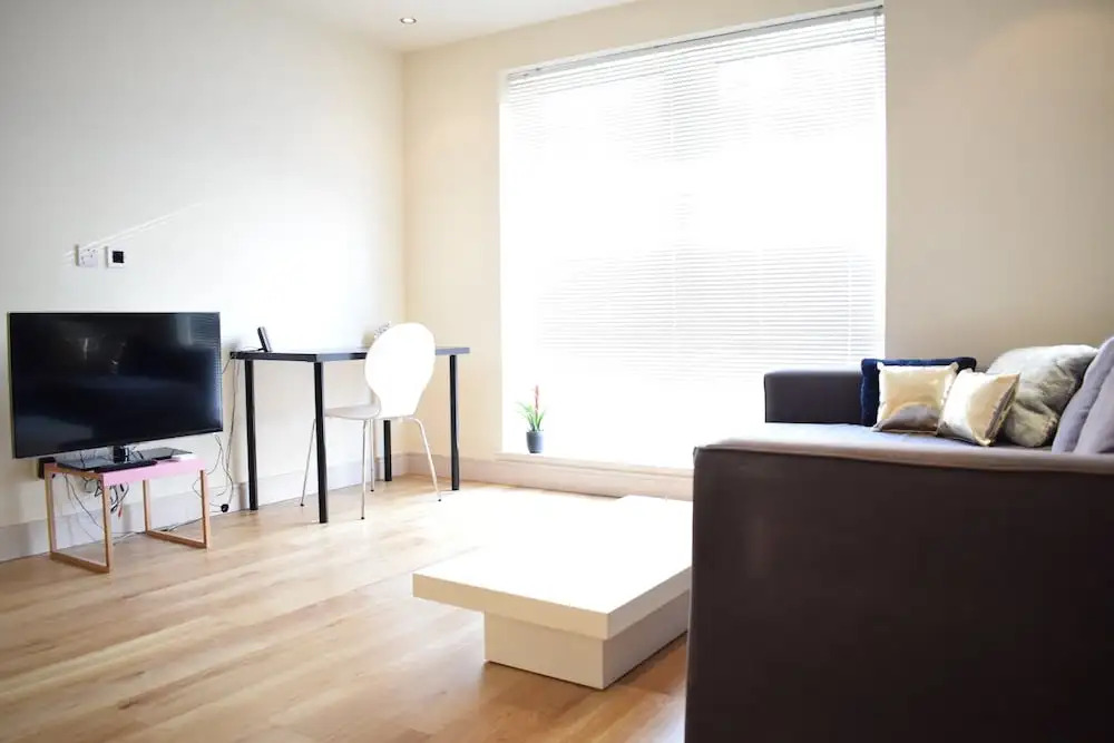 Modern Studio Apartment In Chelsea