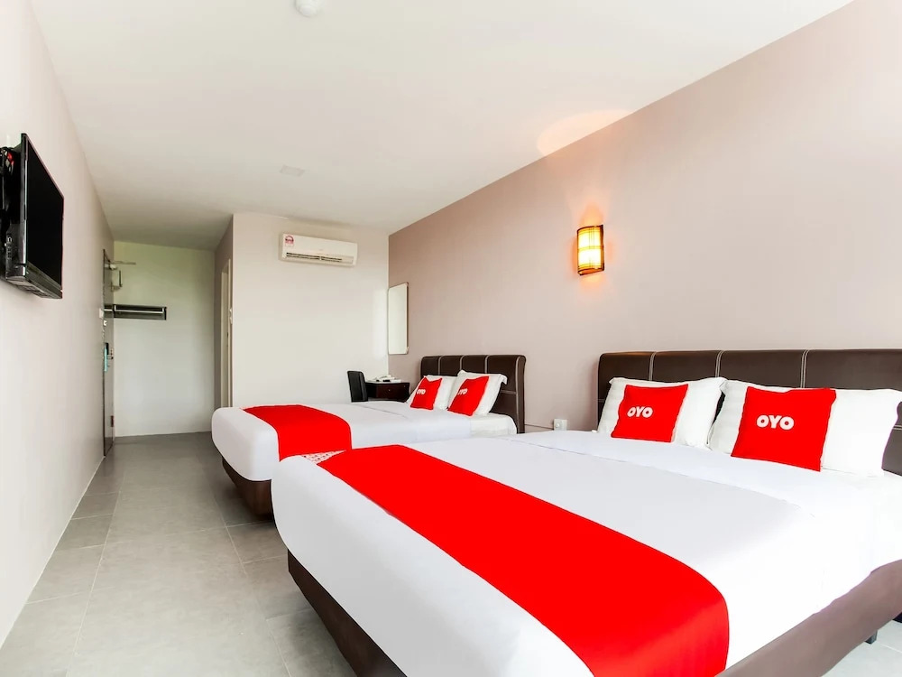 988 Hotel