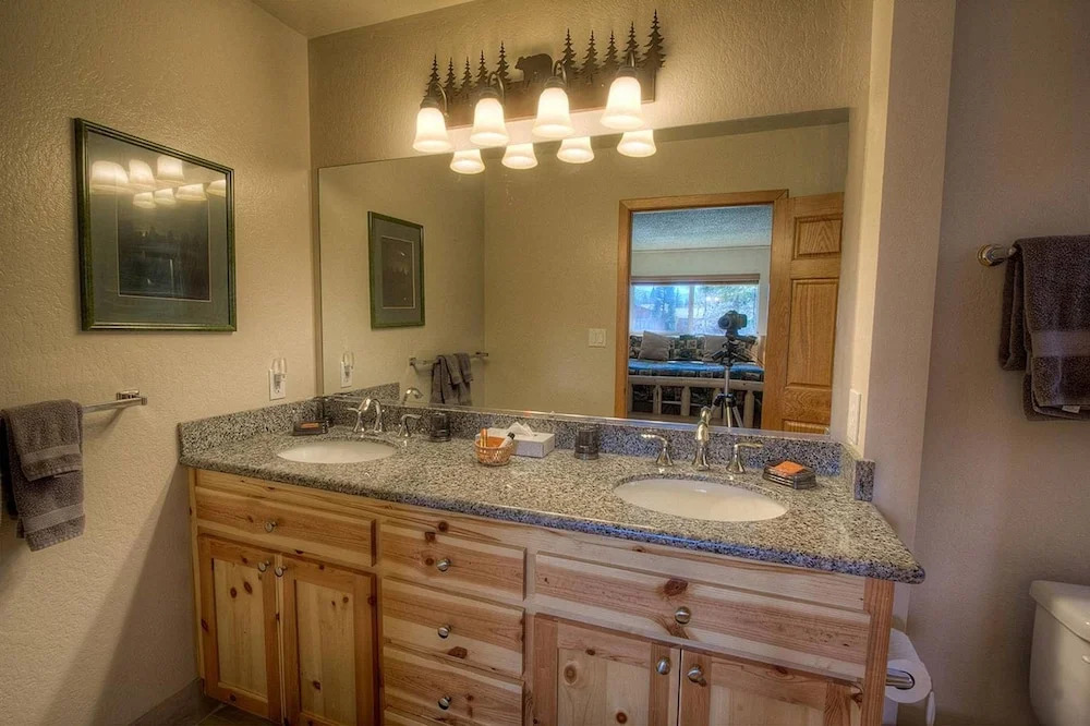 Rock Water Cove by Lake Tahoe Accommodations