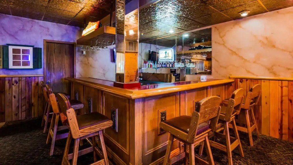 Deadwood Miners Hotel & Restaurant